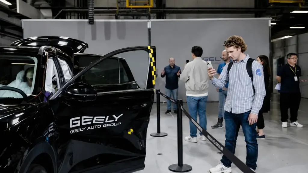 El Geely Starray EM-i se somete a un crash test más severo que el de EuroNCAP 5 Motor16 crash test geely Starray EM i 1 6 Motor16