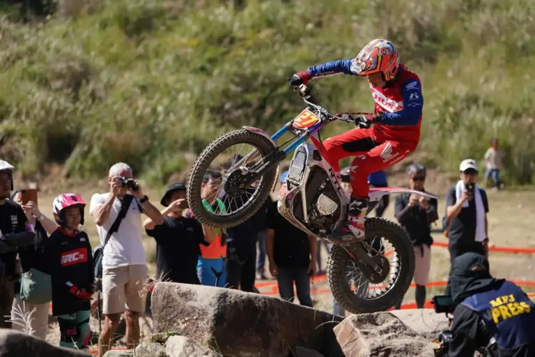 Honda Montesa hace historia en TrialGP con la RTL Electric, su primera moto de trial eléctrica