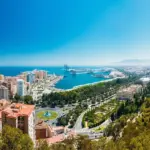 La ciudad de Málaga lo confirma: los coches con etiqueta C no tendrán restricciones en 2026 y 2027
