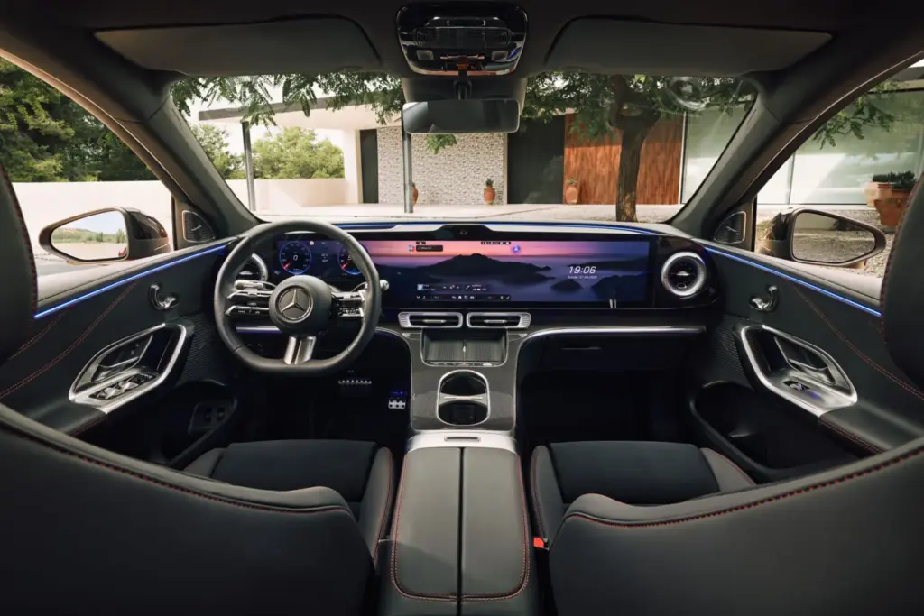 Primera prueba del Mercedes-Benz GLC eléctrico: El SUV más vendido del mundo quiere seguir siéndolo 3 Motor16 mercedes glc electrico 39 Motor16