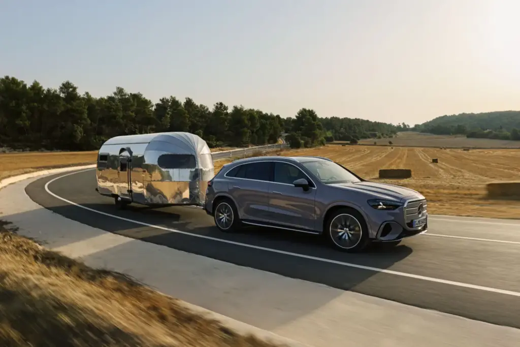 Primera prueba del Mercedes-Benz GLC eléctrico: El SUV más vendido del mundo quiere seguir siéndolo 42 Motor16 mercedes glc electrico 9 Motor16