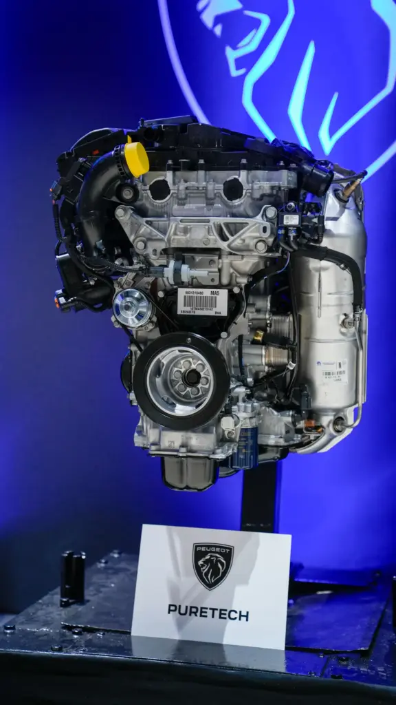 motor peugeot puretech turbo 100 correa distribucion consumo aceite 45 Motor16