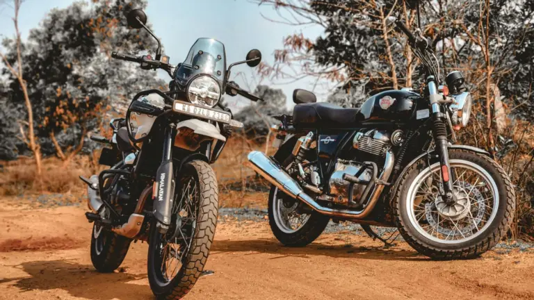 Avistada con maletas: la Royal Enfield Himalayan 750 confirma sus 60 CV y su debut en EICMA
