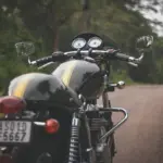 Triumph Thruxton 400 y Tracker 400: así son las nuevas A2
