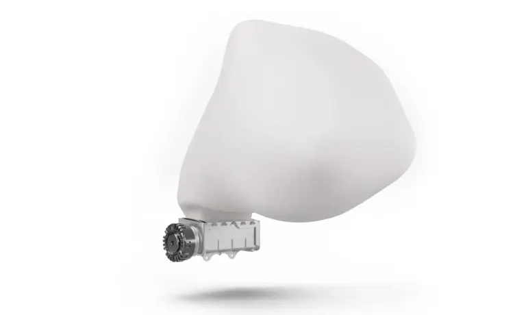 Autoliv lanza un airbag desmontable para scooters que se activa al caer