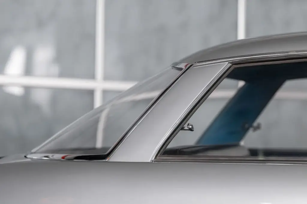 En 1961 Pininfarina cogió un Fiat 600D para crear un 'huevo' tan rápido como exclusivo 16 Motor16 1961 Pininfarina Y Berlinetta Fiat 600D 14 Motor16