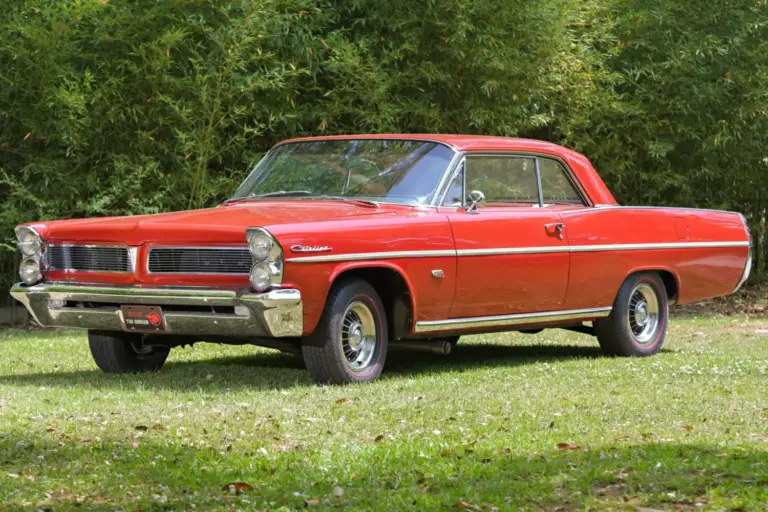 Pontiac Catalina 421 Tri-Power de 1963: uno de los ocho fabricados se subasta tras su restauración