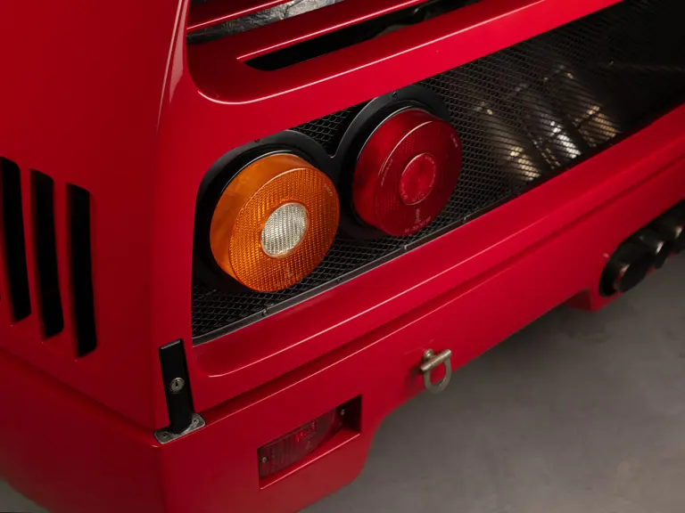 Este Ferrari F40 con matrícula y casi de carreras apunta a acariciar los 4 millones de euros 12 Motor16 1990 Ferrari F40 Michelotto 10 Motor16