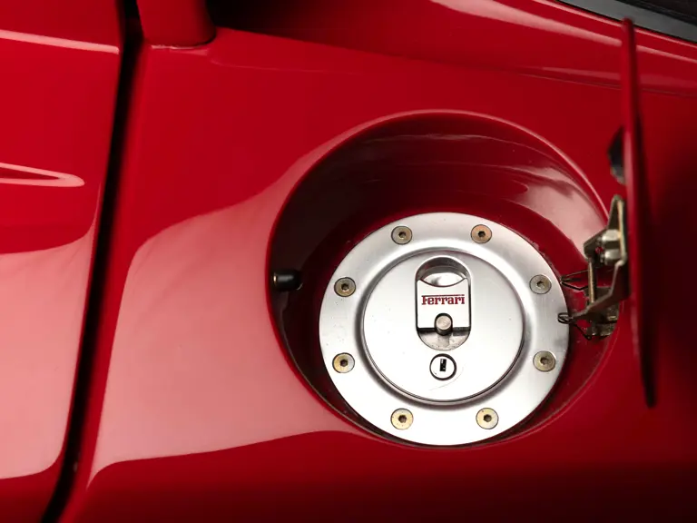 Este Ferrari F40 con matrícula y casi de carreras apunta a acariciar los 4 millones de euros 11 Motor16 1990 Ferrari F40 Michelotto 11 Motor16
