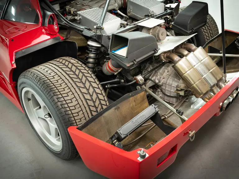 Este Ferrari F40 con matrícula y casi de carreras apunta a acariciar los 4 millones de euros 26 Motor16 1990 Ferrari F40 Michelotto 19 Motor16