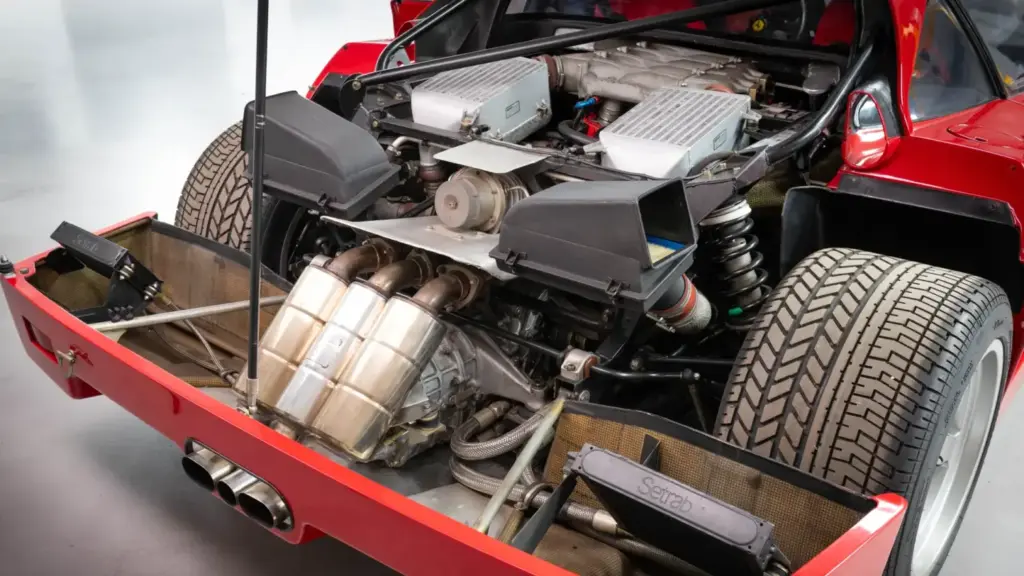 Este Ferrari F40 con matrícula y casi de carreras apunta a acariciar los 4 millones de euros 1 Motor16 1990 Ferrari F40 Michelotto. Imagen motor.
