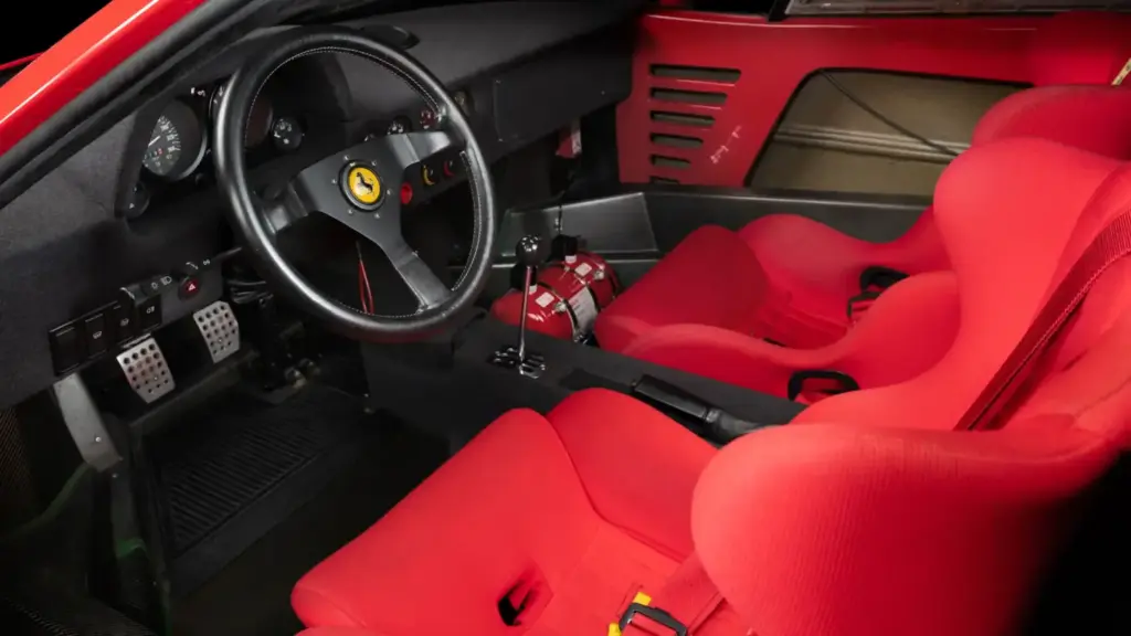 Este Ferrari F40 con matrícula y casi de carreras apunta a acariciar los 4 millones de euros 15 Motor16 1990 Ferrari F40 Michelotto 7 Motor16