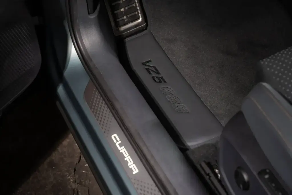 Este CUPRA Formentor supera la potencia de un Lamborghini Huracán con la mitad de cilindros 17 Motor16 2026 ABT Cupra Formentor VZ5 635 13 Motor16