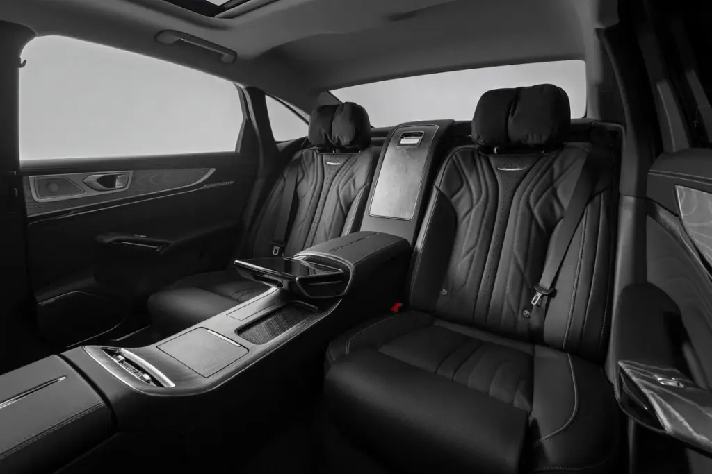 2026 Aurus Senat 900 6 Motor16
