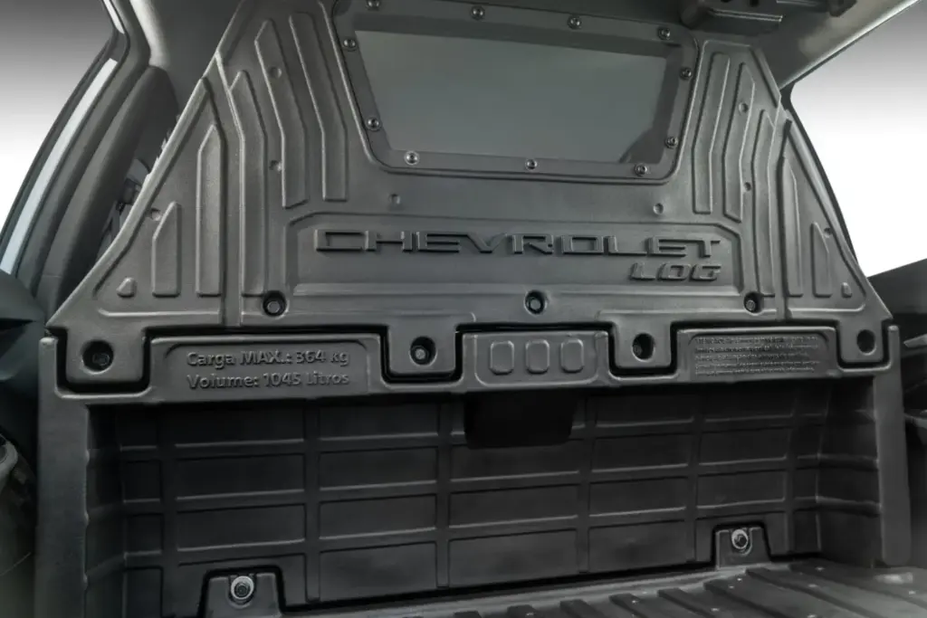 Onix: El compacto que Chevrolet conserva con vida y que vende por 17.000 euros 17 Motor16 2026 Chevrolet Onix Log 3 Motor16