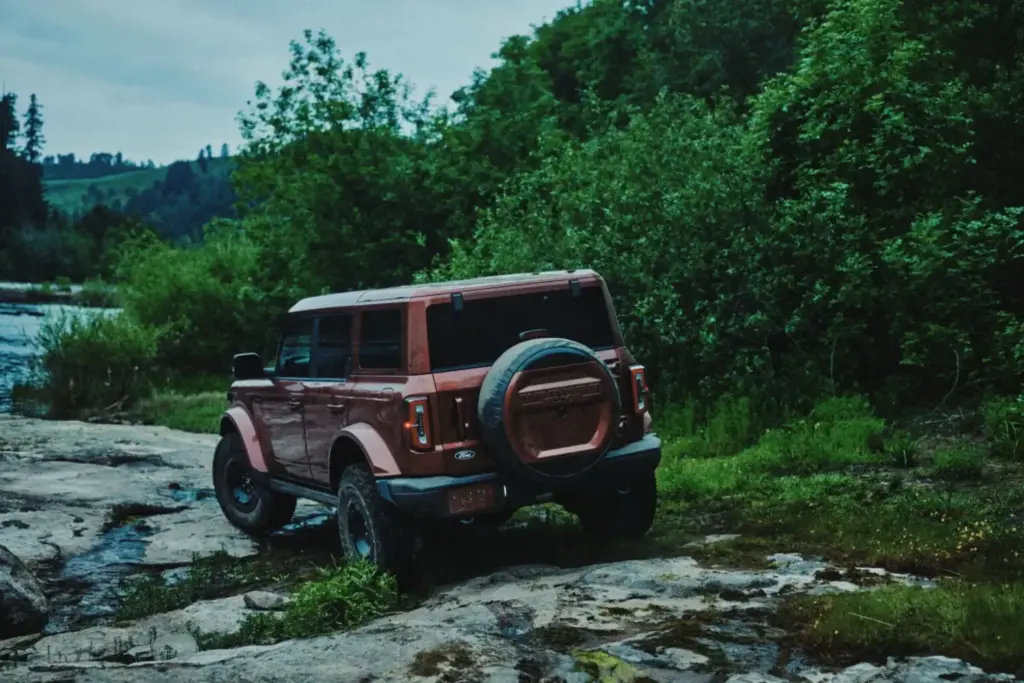 2026 Ford Bronco Filson 15 Motor16