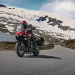 Honda lleva la CB1000GT a los Alpes: 7 días de ruta con la moto que no se vende en España