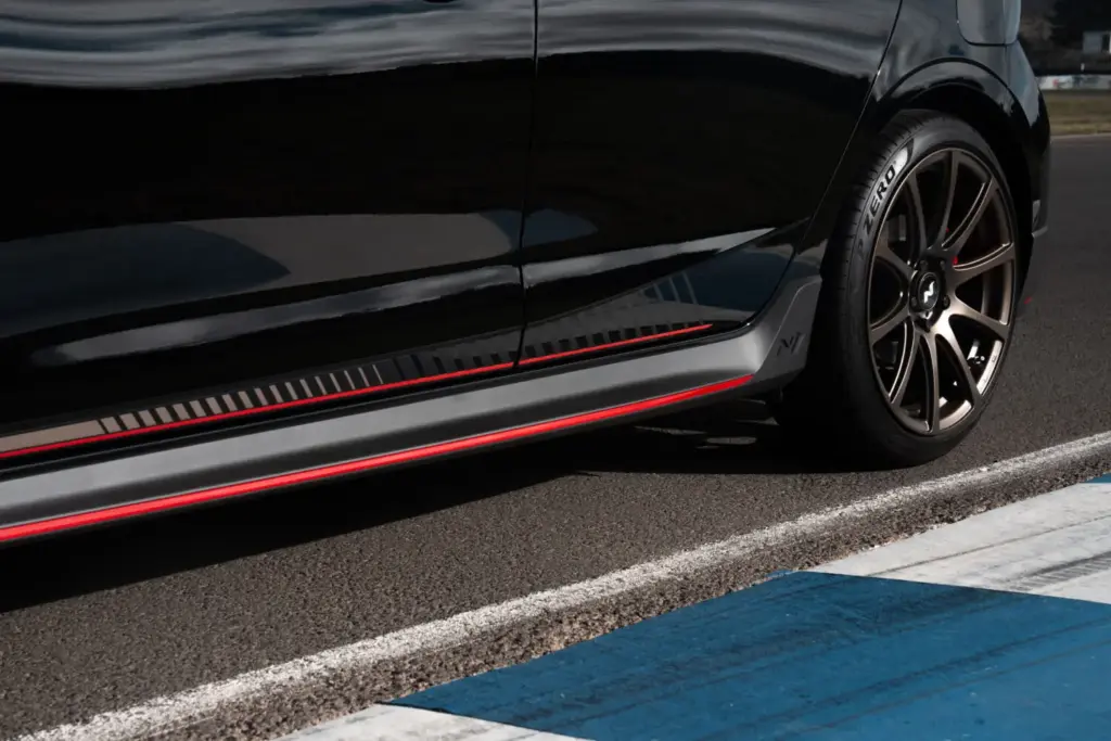 2026 Hyundai i20 N Shadow Edition 13 Motor16