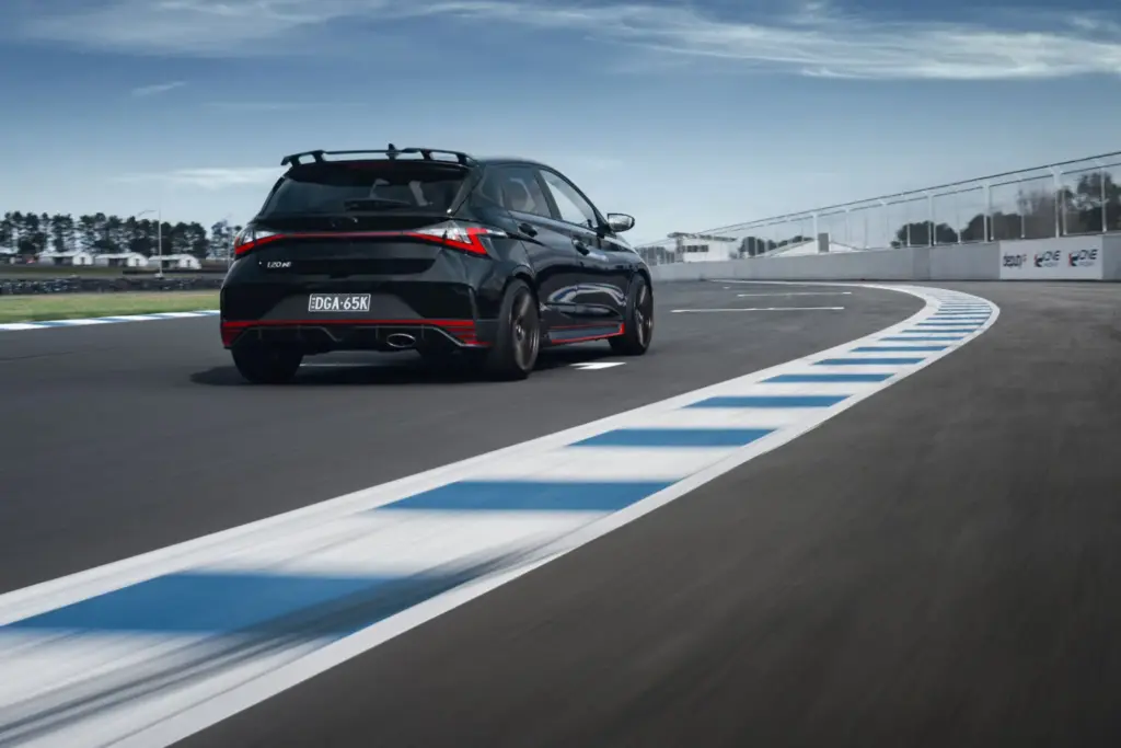 2026 Hyundai i20 N Shadow Edition 7 Motor16