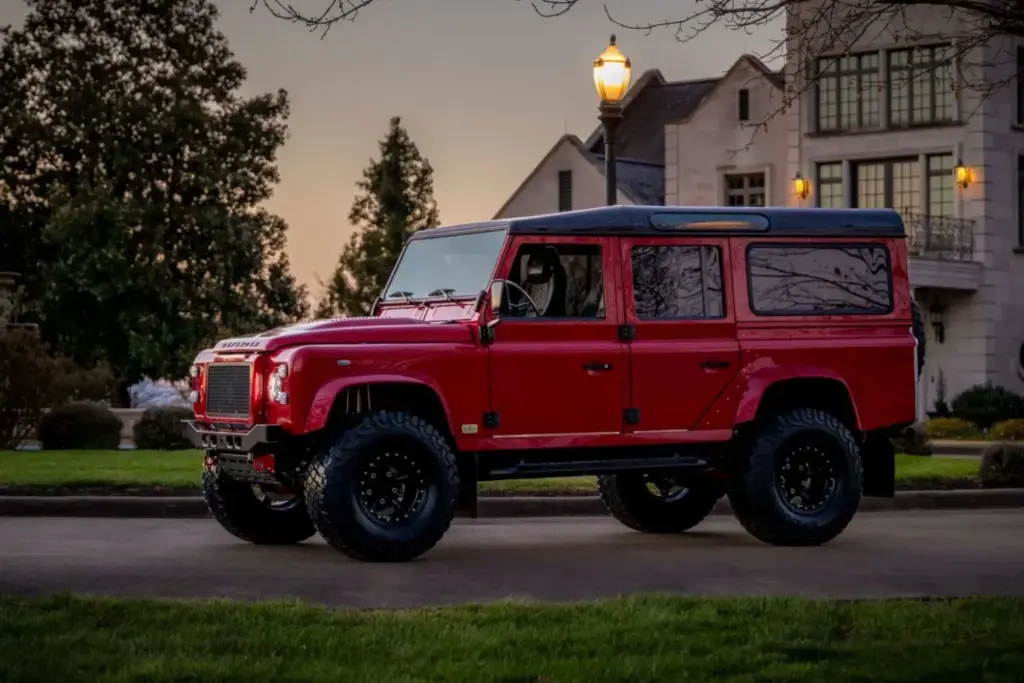 Este clásico Land Rover Defender lo construye Helderburg y pide por el lo que cuatro Range Rover a estrenar 7 Motor16 2026 Land Rover Defender Rocco Helderburg 5 Motor16