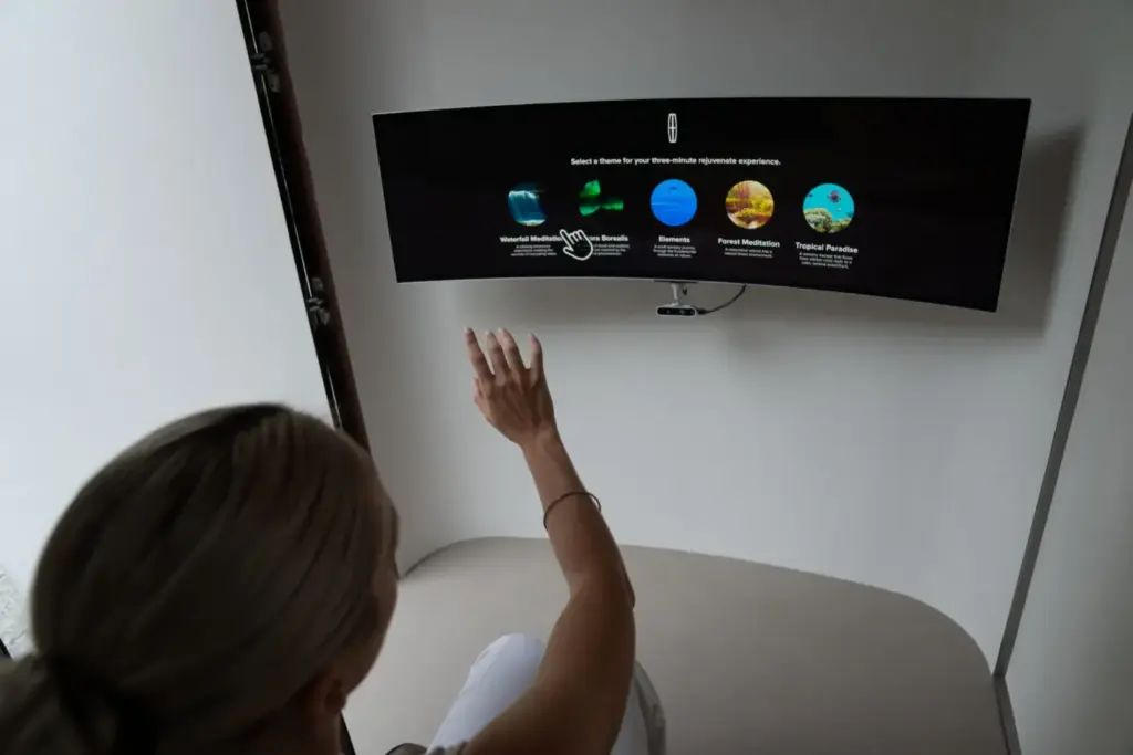 Lo más de lo más de Lincoln no tiene ruedas y promete una experiencia sensorial única en el mundo 3 Motor16 2026 Lincoln Santuario. Imagen pantalla.