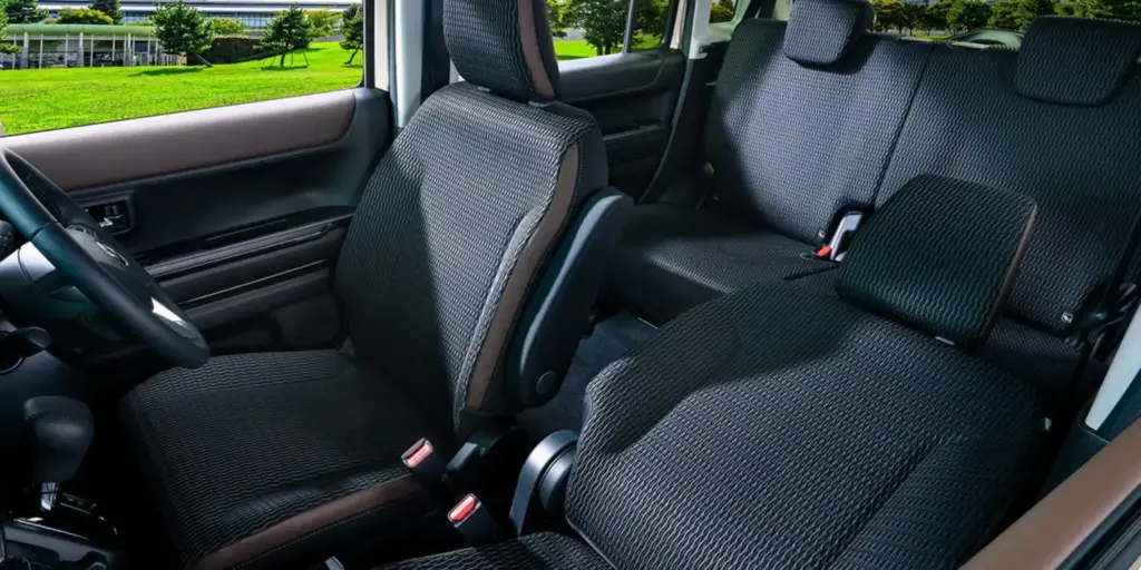 Mazda Flair Crossover: Un SUV de menos de 9.000 euros más pequeño y ligero que un MX-5 18 Motor16 2026 Mazda Flair Crossover 9 Motor16