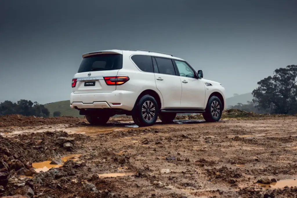 2026 Nissan Patrol V8 Y62 14 Motor16