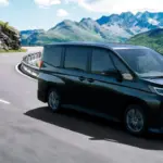 Landy: El monovolumen para ocho que de Suzuki tan solo tiene los emblemas