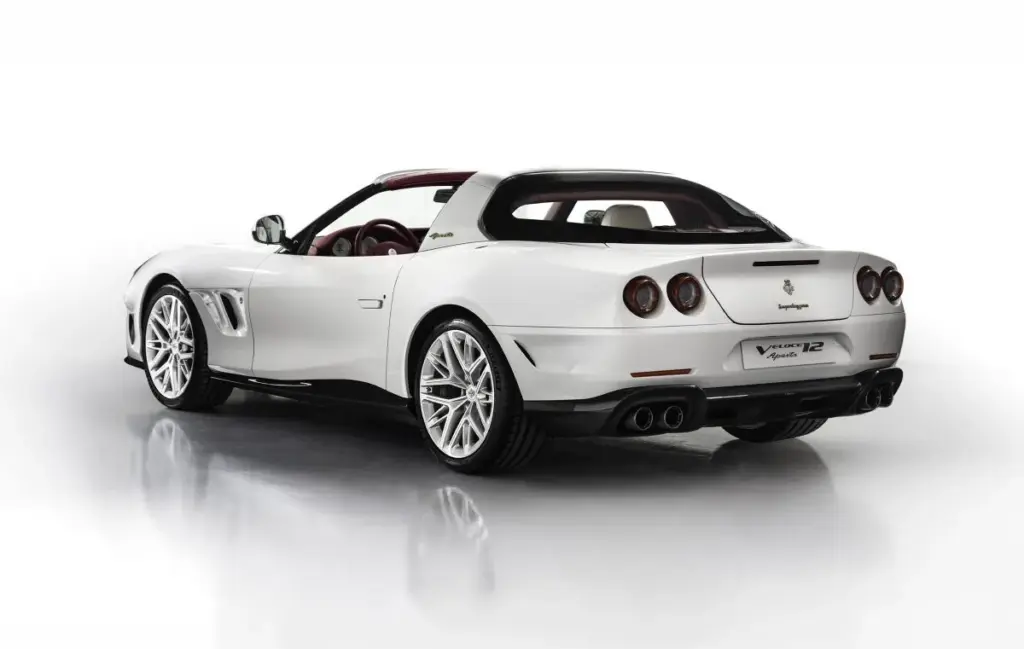 2026 Touring Superleggera V12Veloce Aperta 7 Motor16
