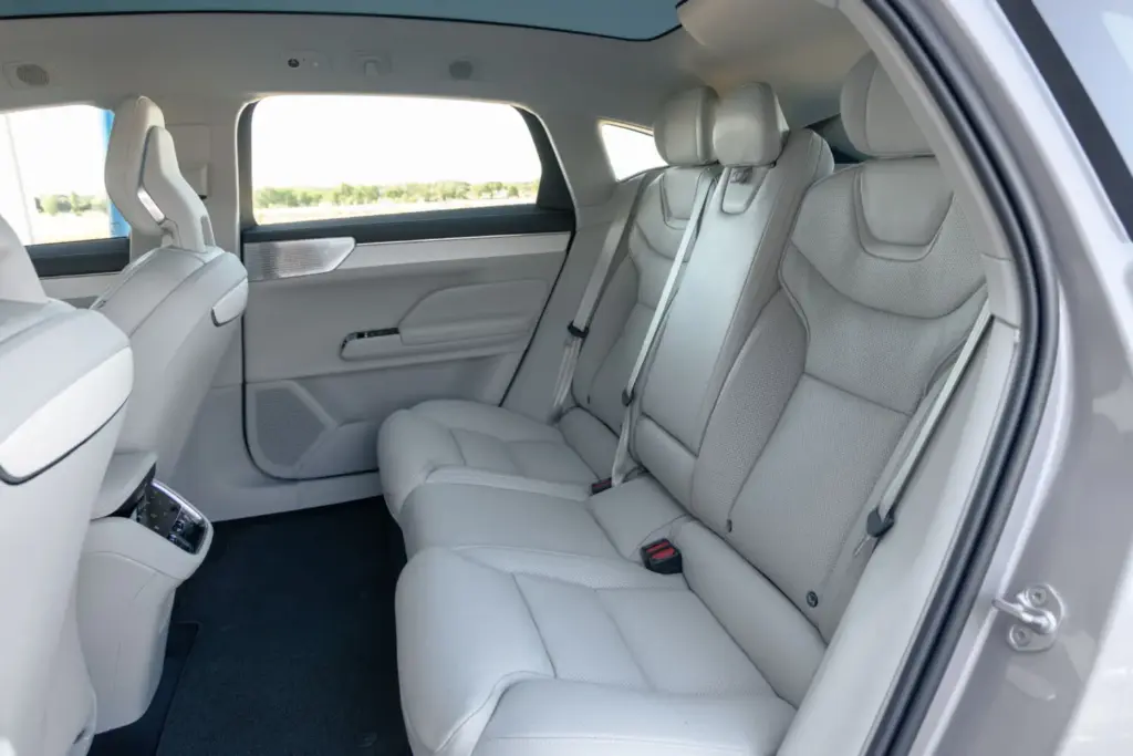 2026 Volvo ES90 Extended Range Prueba 10 Motor16