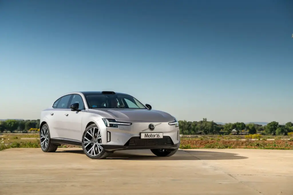 2026 Volvo ES90 Extended Range Prueba 16 Motor16
