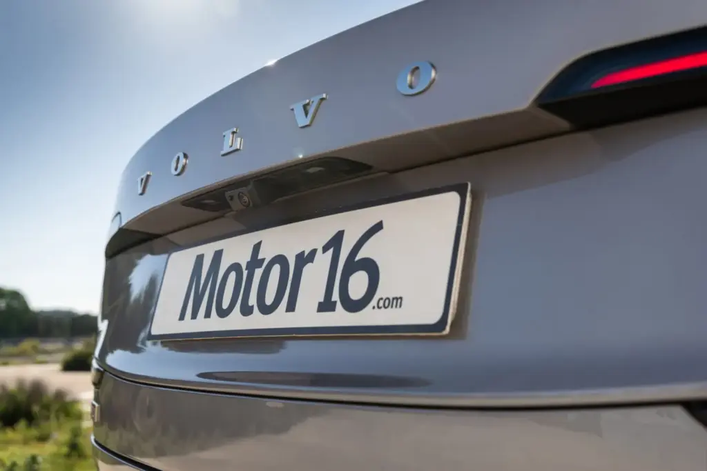 2026 Volvo ES90 Extended Range Prueba 23 Motor16