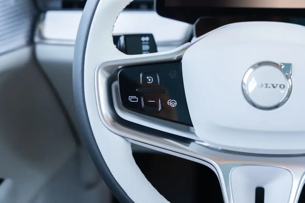 2026 Volvo ES90 Extended Range Prueba 30 Motor16
