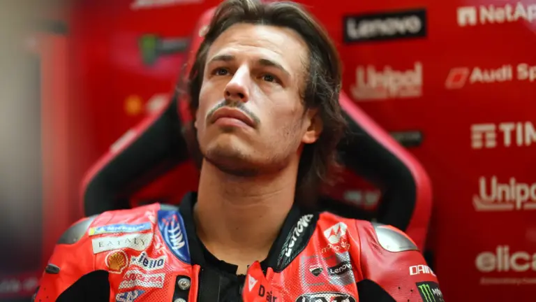 Bulega ficha por VR46 para MotoGP 2027 y compartirá equipo con Fermín Aldeguer