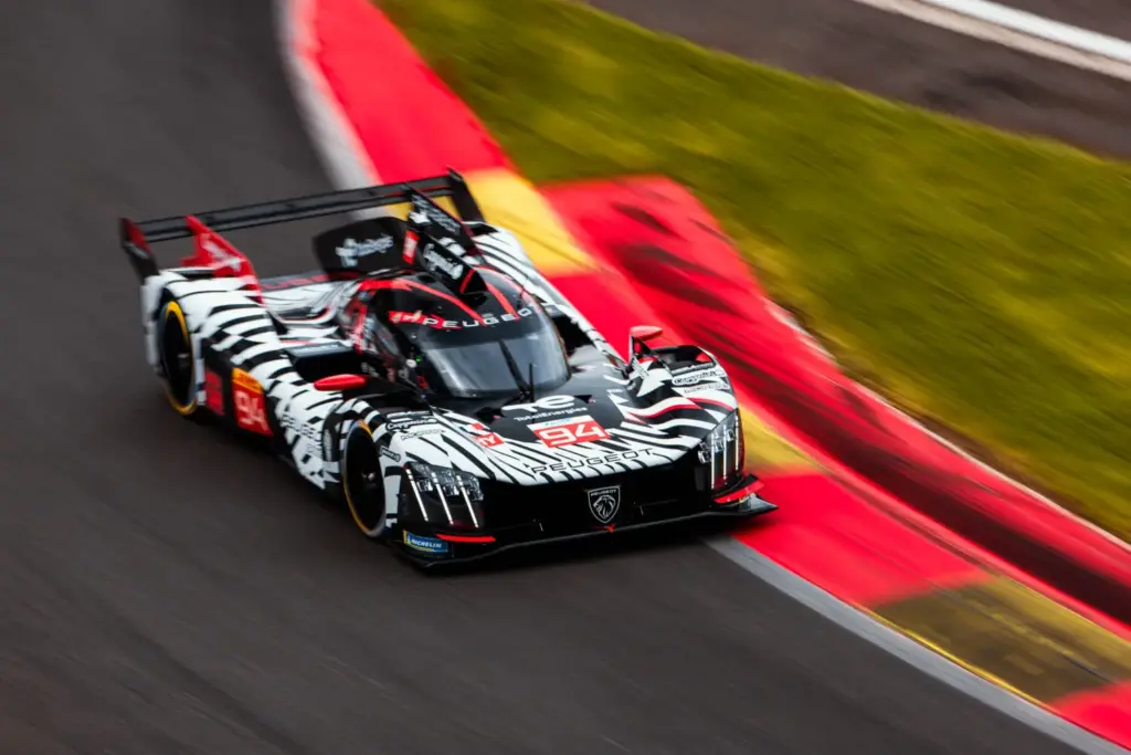 Peugeot prepara la actualización del 9X8 para desafiar a los líderes del WEC en 2027 1 Motor16 2026 Peugeot centenario Le Mans. Imagen portada.