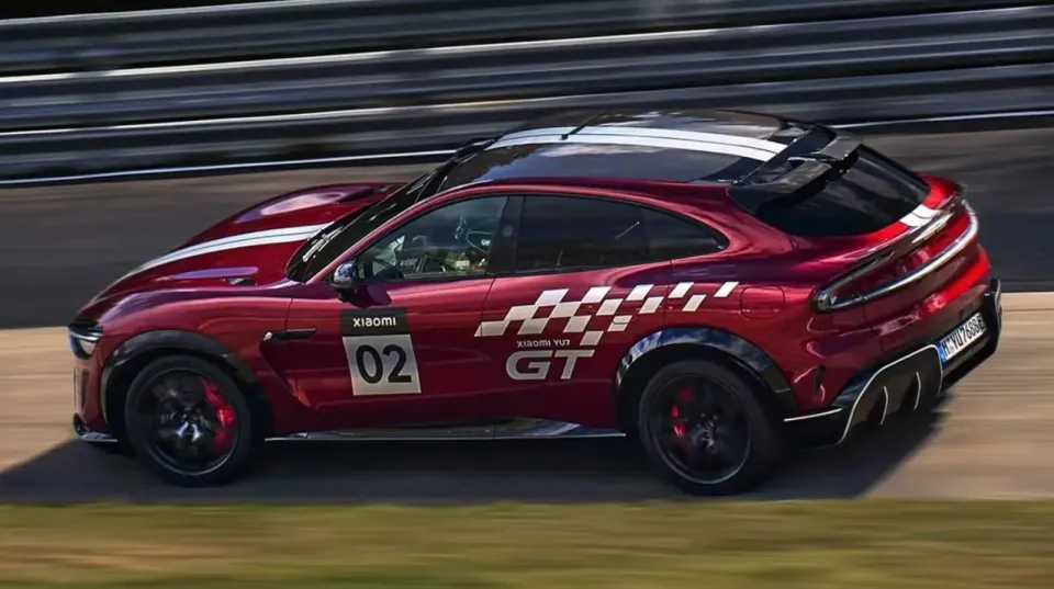 2026 Xiaomi YU7 GT. Récord Nürburgring autónomo. Imagen portada.