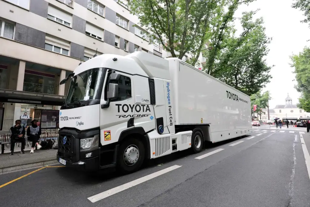 Toyota Racing convierte Le Mans en una experiencia única para los aficionados más allá de la carrera 8 Motor16 24 HORAS LE MANS TOYOTA ACTIVIDADES6 Motor16