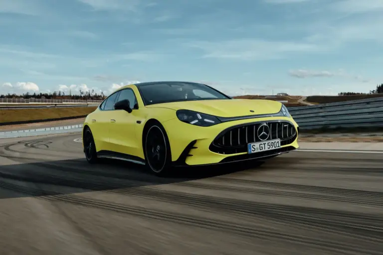 El Mercedes-AMG GT 4 Puertas Coupé ya tiene precios para España