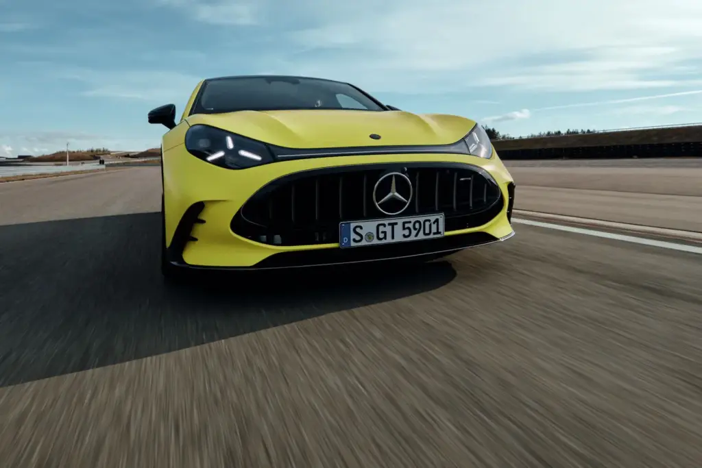 El Mercedes-AMG GT 4 Puertas Coupé ya tiene precios para España 21 Motor16 26c0129 031 Motor16