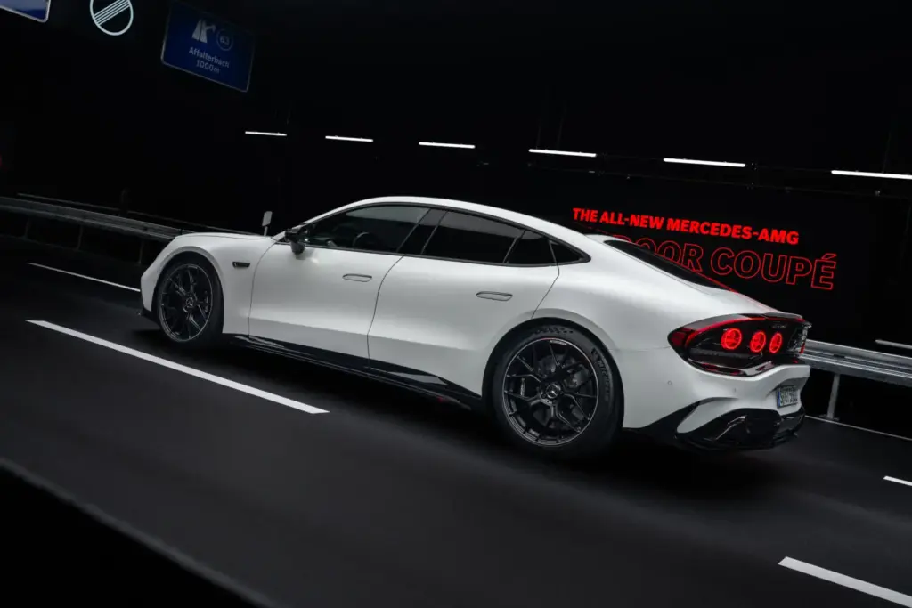 El Mercedes-AMG GT 4 Puertas Coupé ya tiene precios para España 28 Motor16 26c0130 005 Motor16