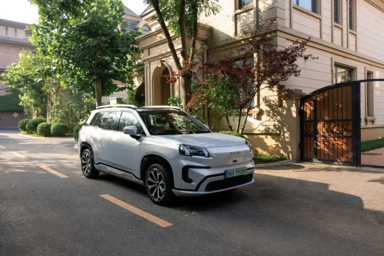 GAC AION V, un eléctrico con 510 km de autonomía y carga ultrarrápida 10-80% en 24 minutos