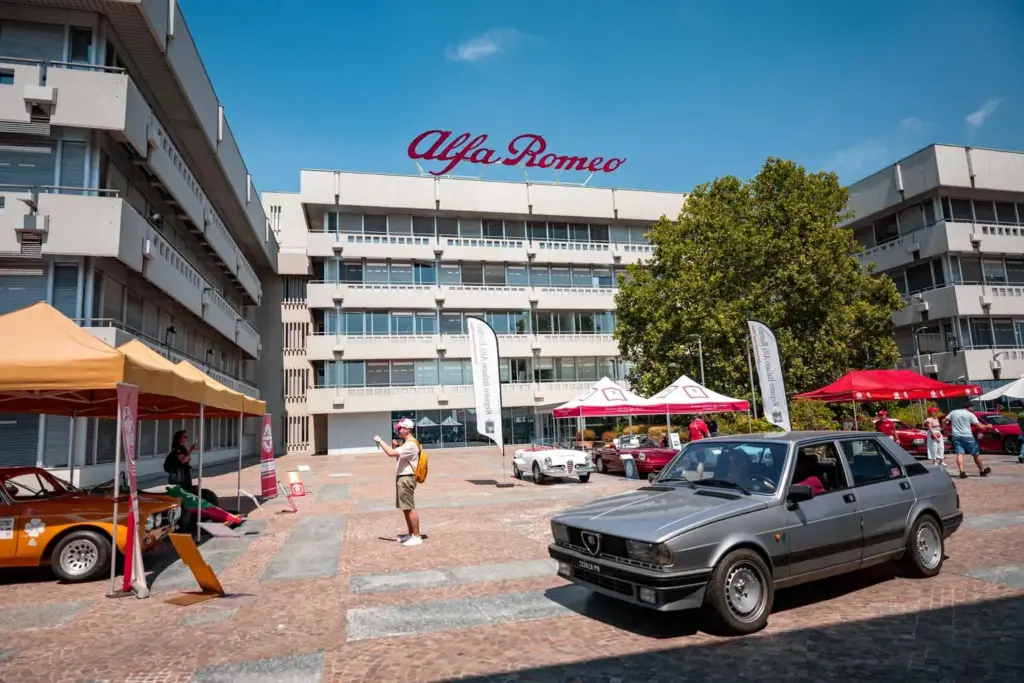 ALFA ROMEO 50 ANIVERSARIO MUSEO13 Motor16