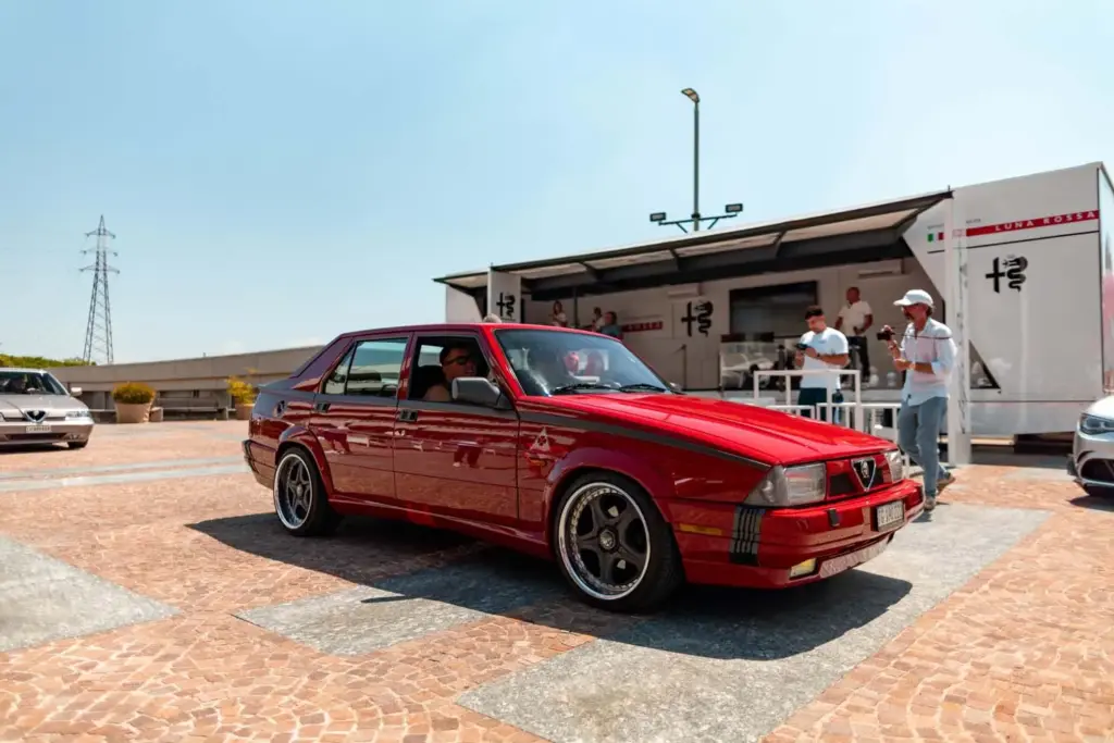 ALFA ROMEO 50 ANIVERSARIO MUSEO16 Motor16