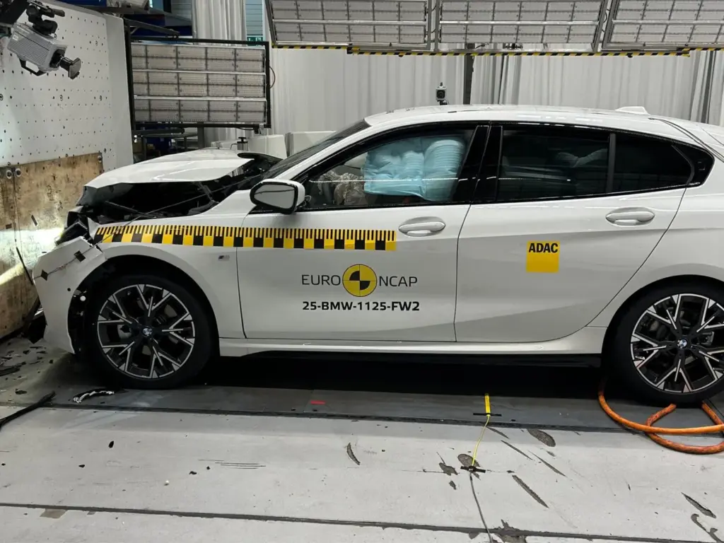 La Toyota Hilux BEV y los dos Subaru eléctricos logran calificación cinco estrellas ANCAP 9 Motor16 Los últimos puntajes ANCAP, el equivalente de Euro NCAP en Australia y Nueva Zelanda, certifican el puntaje máximo de seguridad para Toyota Hilux BEV, Subaru Trailseeker y Subaru Uncharted. El BMW Serie 1 y el BMW Serie 2 Gran Coupé están apenas por debajo de las cuatro estrellas.