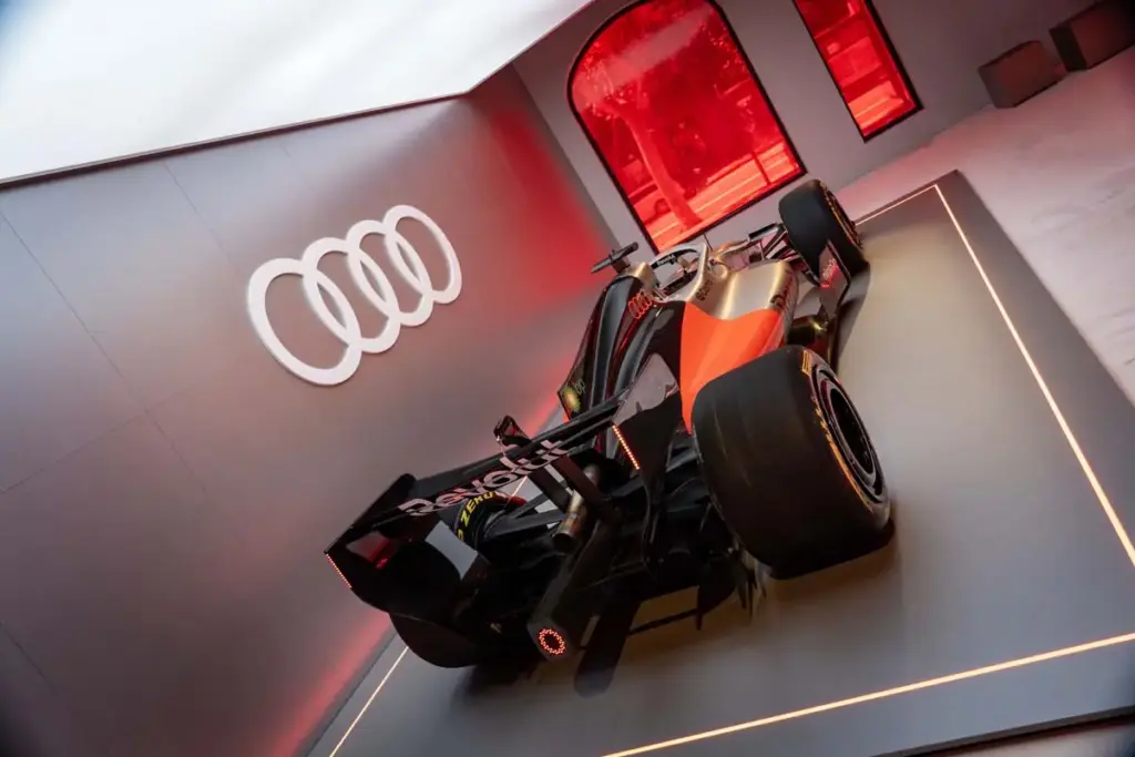 Audi acerca su monoplaza de F1 a los fans: dónde ver el R26 y participar en otras propuestas de la marca 16 Motor16 Audi F1 pop up store 15 Motor16