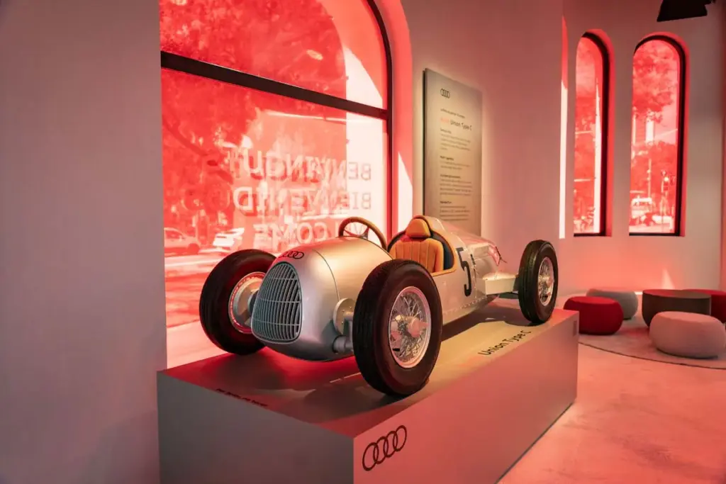 Audi acerca su monoplaza de F1 a los fans: dónde ver el R26 y participar en otras propuestas de la marca 10 Motor16 Audi F1 pop up store 9 Motor16