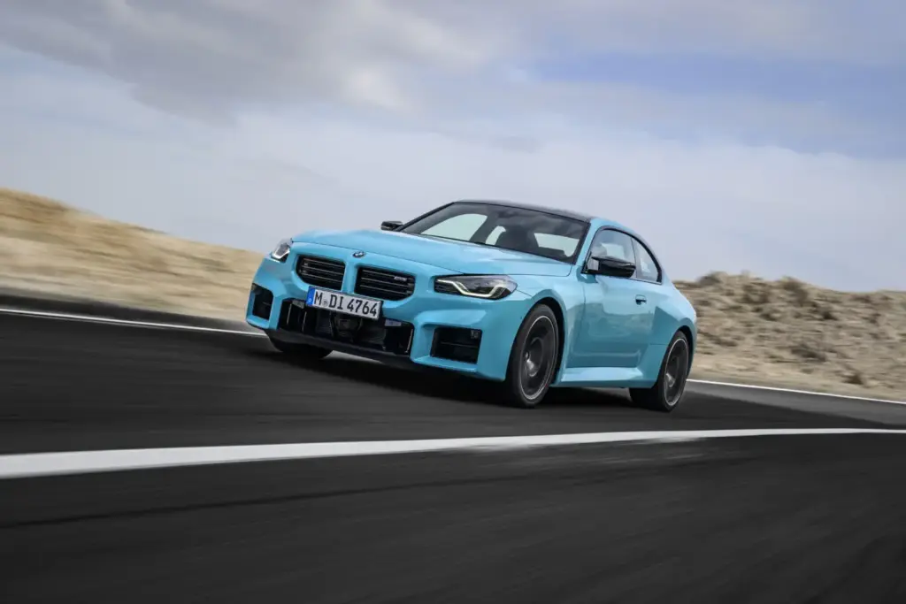 BMW M2 CON M XDRIVE 4 Motor16