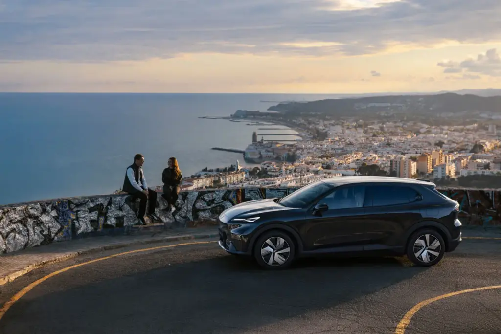 Changan se lanza al híbrido enchufable con el Deepal S05 PHEV 11 Motor16 CHANGAN DEEPAL S05 PHEV 7 Motor16