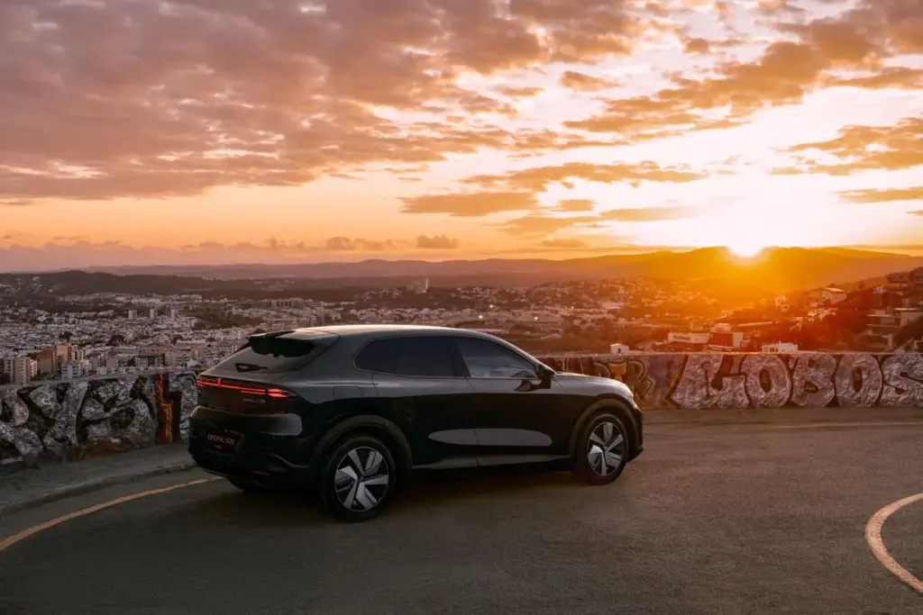 Changan se lanza al híbrido enchufable con el Deepal S05 PHEV 12 Motor16 CHANGAN DEEPAL S05 PHEV 8 Motor16