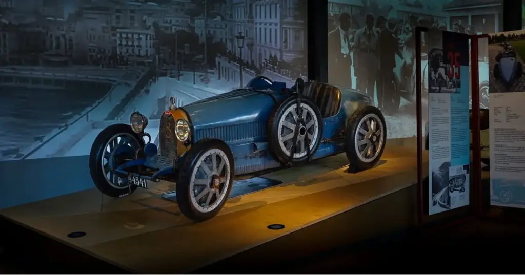 CLASSIC CAR HOUSE 5 Motor16